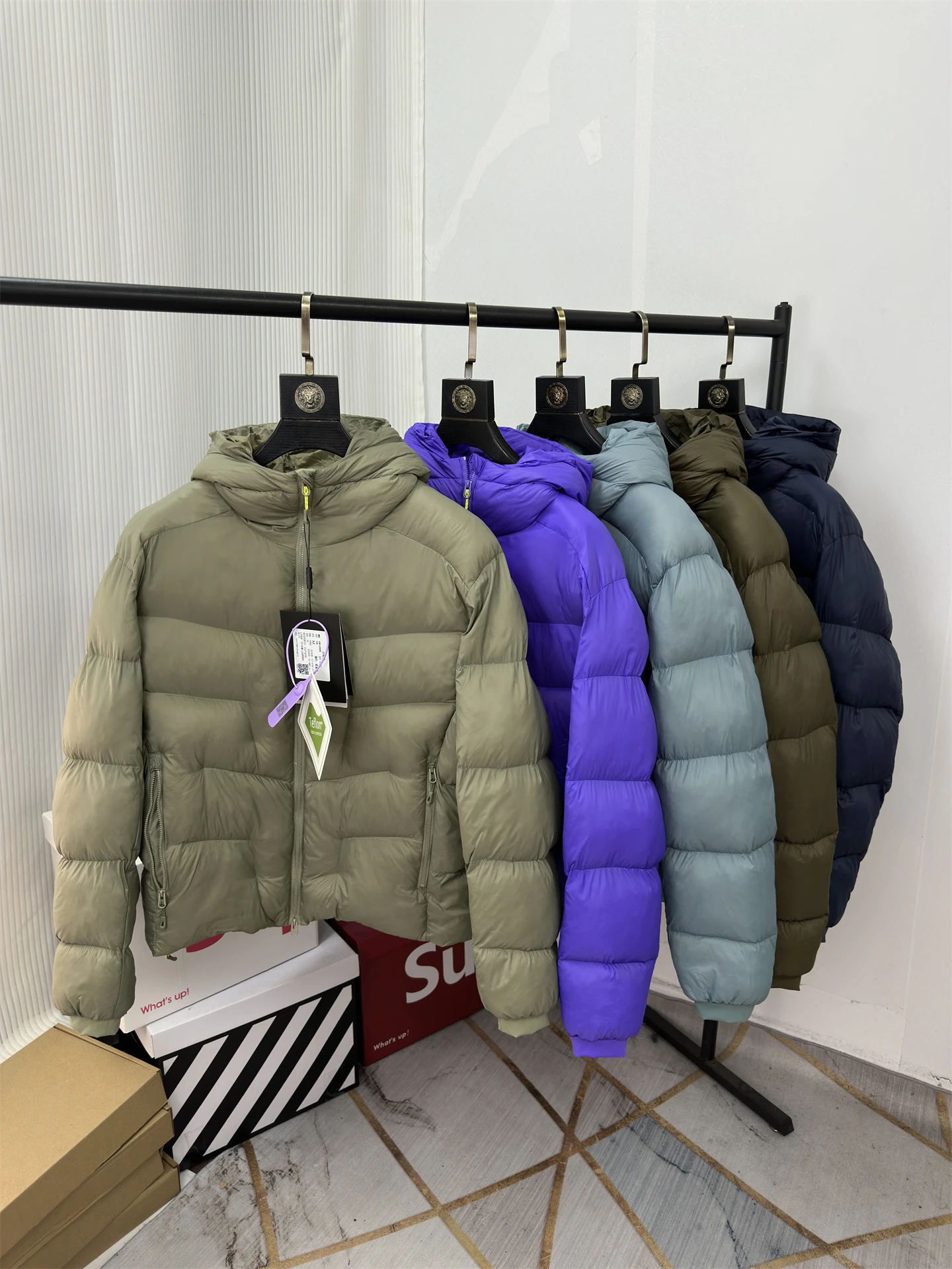 

Faionable High-Loft Hooded Cotton Jaet Lightweight Waterproof Windproof Warm Anti-Cold Couple Sle Thiened Long Sve