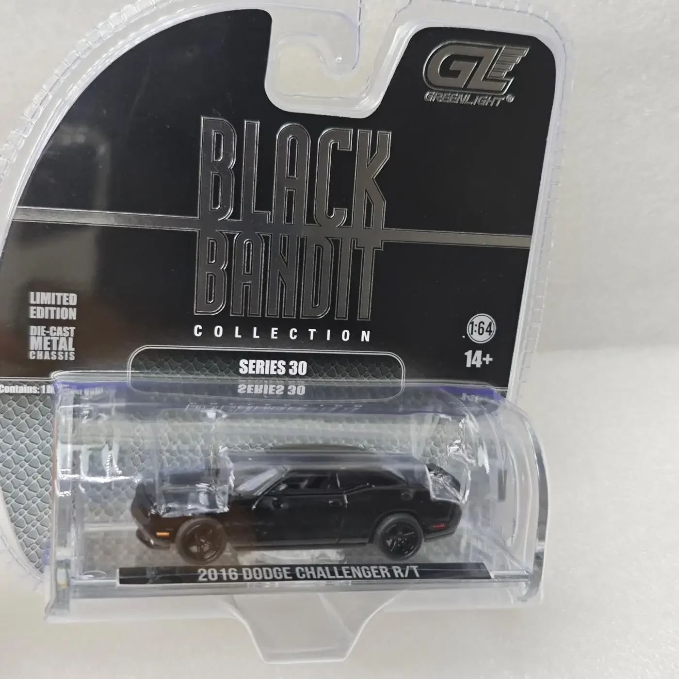 

GreenLight 1:64 2016 Dodge Challenger R/T 28170-A модель автомобиля из сплава, литье под давлением мини-автомобиль, детская игрушка в подарок