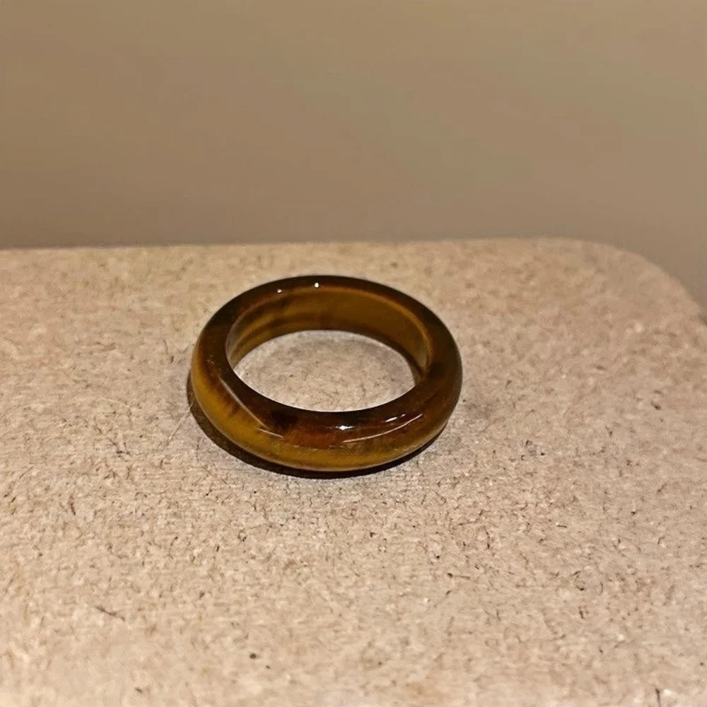 Retro-Ring mit braunen Flecken, Imitation von Naturstein, schlichtes Design, Einheitsgröße, für Damen, modischer Schmuck für Partys, trendiges Accessoire. – Detail 4