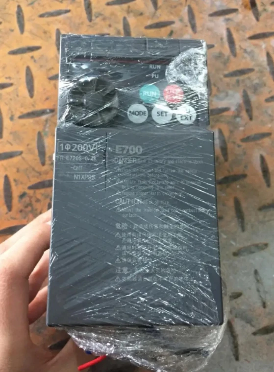 FR-E720S-0.4K-CHT 0…