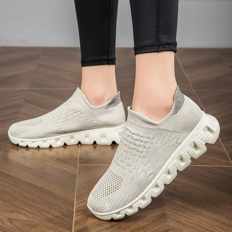 

New Women's Vulcanized Shoes High Quality Women Sneakers Slip-on Flats Womens Sock Shoes Large Size 43 Flat Walking Shoes