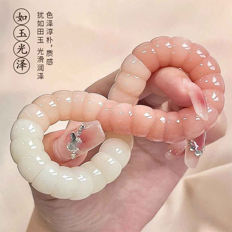 

Authentic cream-colored pig intestine Bodhi root gradient soft and flexible hand-held cultural toy bracelet for female students