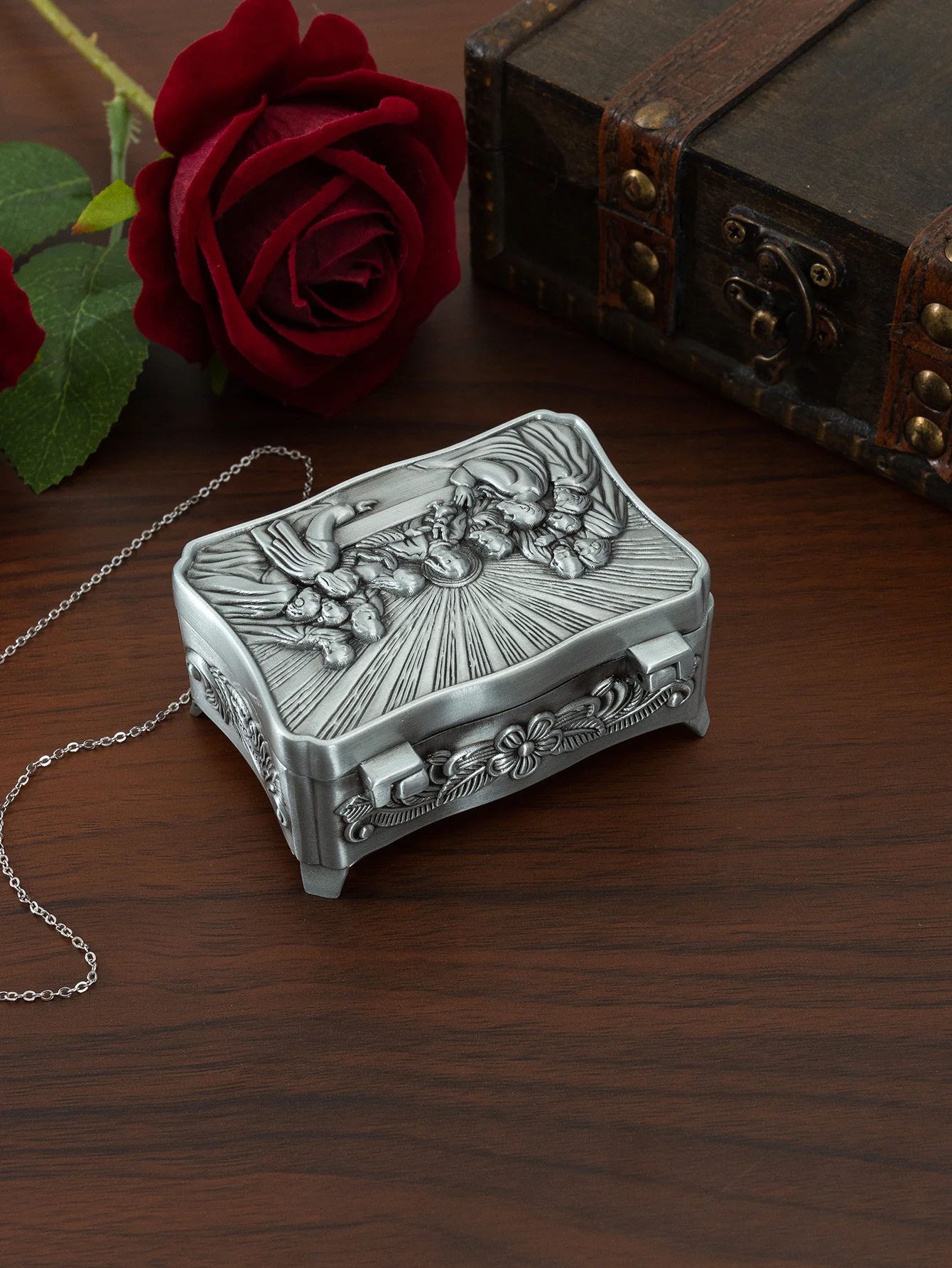 European retro metal crafts Last Supper jewelry storage box creative storage jewelry gift collection box wholesale relic box