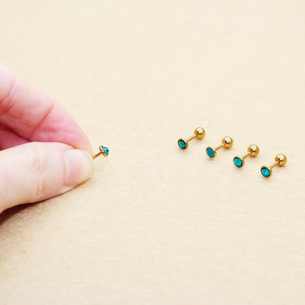 18G Edelstahl-Ohrstecker mit Seeblauen Steinen, Schraubverschluss, Antiallergisch, Farbbeständig, 1,0 mm x 6 mm Zirkonia-Nadelstift-Ohrringe – Detail 1