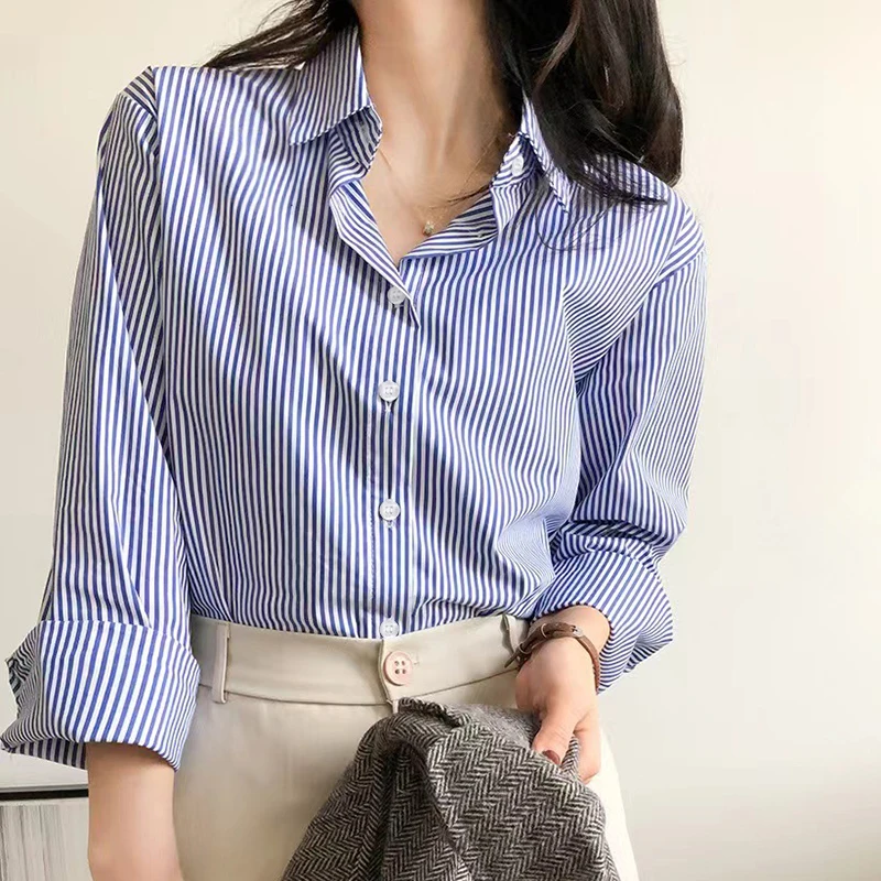 2024 New Women\'s Casual Shirt Comfortable Simple Striped Blue And White Classic Retro Spring And Autumn Long Sleeve Top