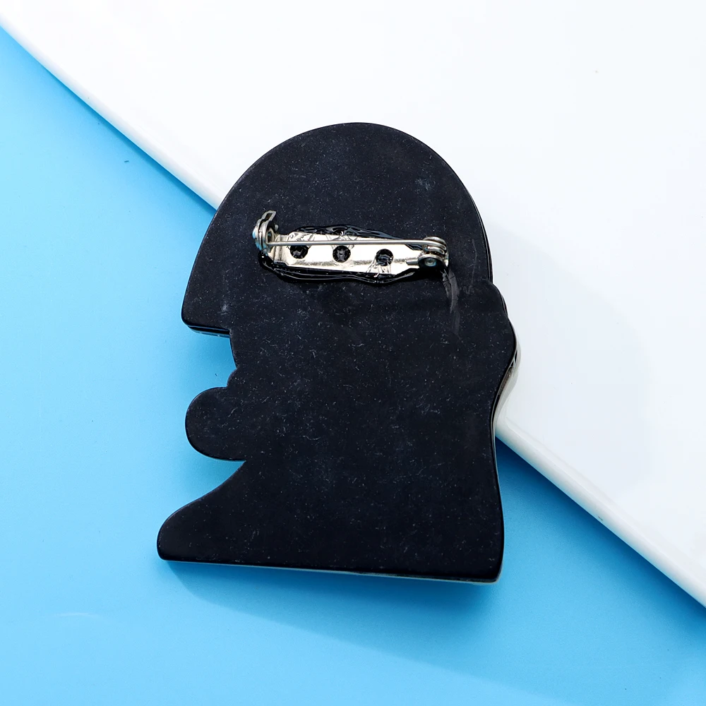 CINDY XIANG Acrylic Girl With Surprised Expression Brooch Acetate Fiber Pin Coat Accessories High Quality