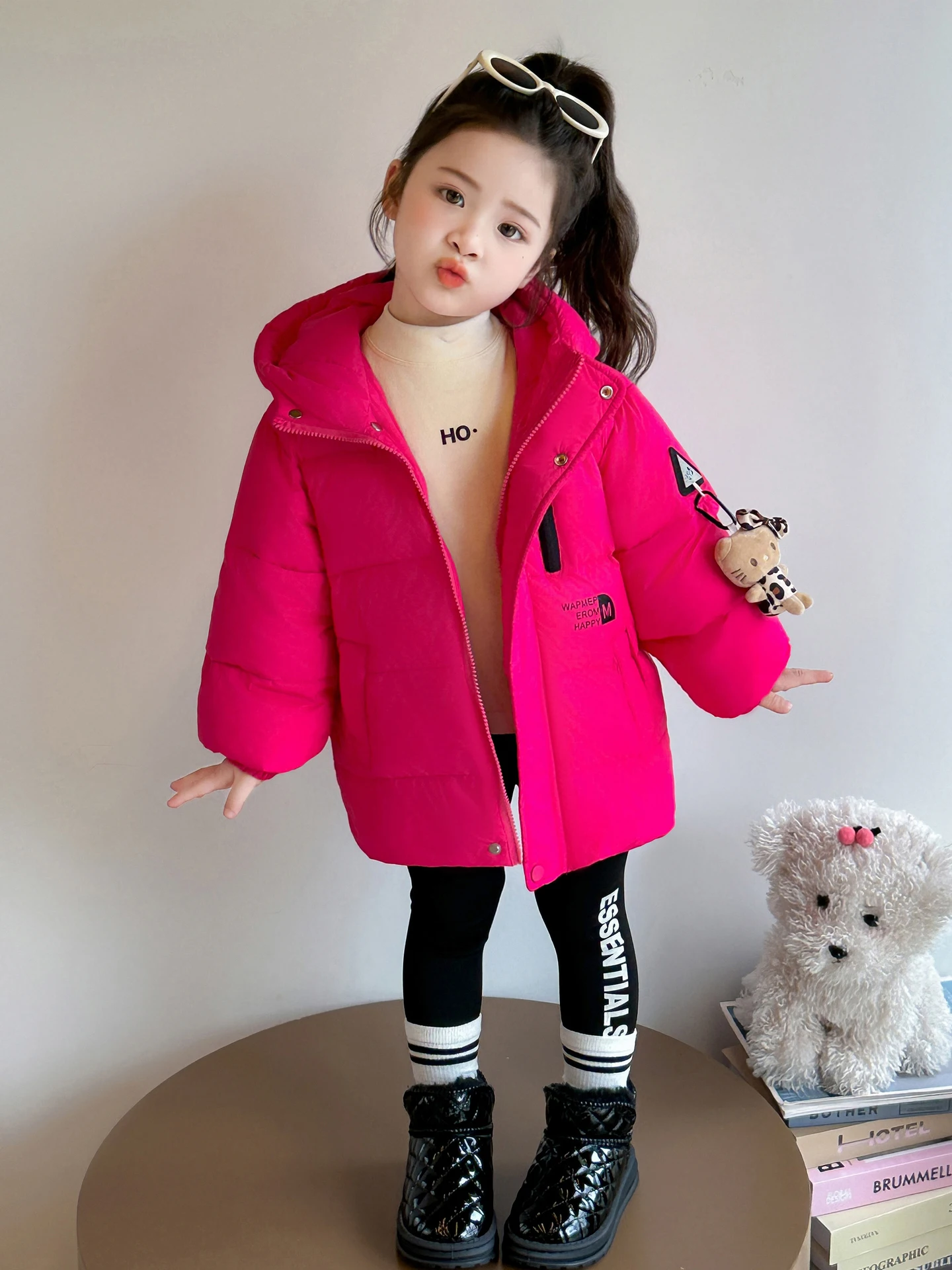 

Girls Winter down Jaet 2025 New Faion Korean Sle Children's Winter Clothes Baby 90 White Du down Coat Warmth