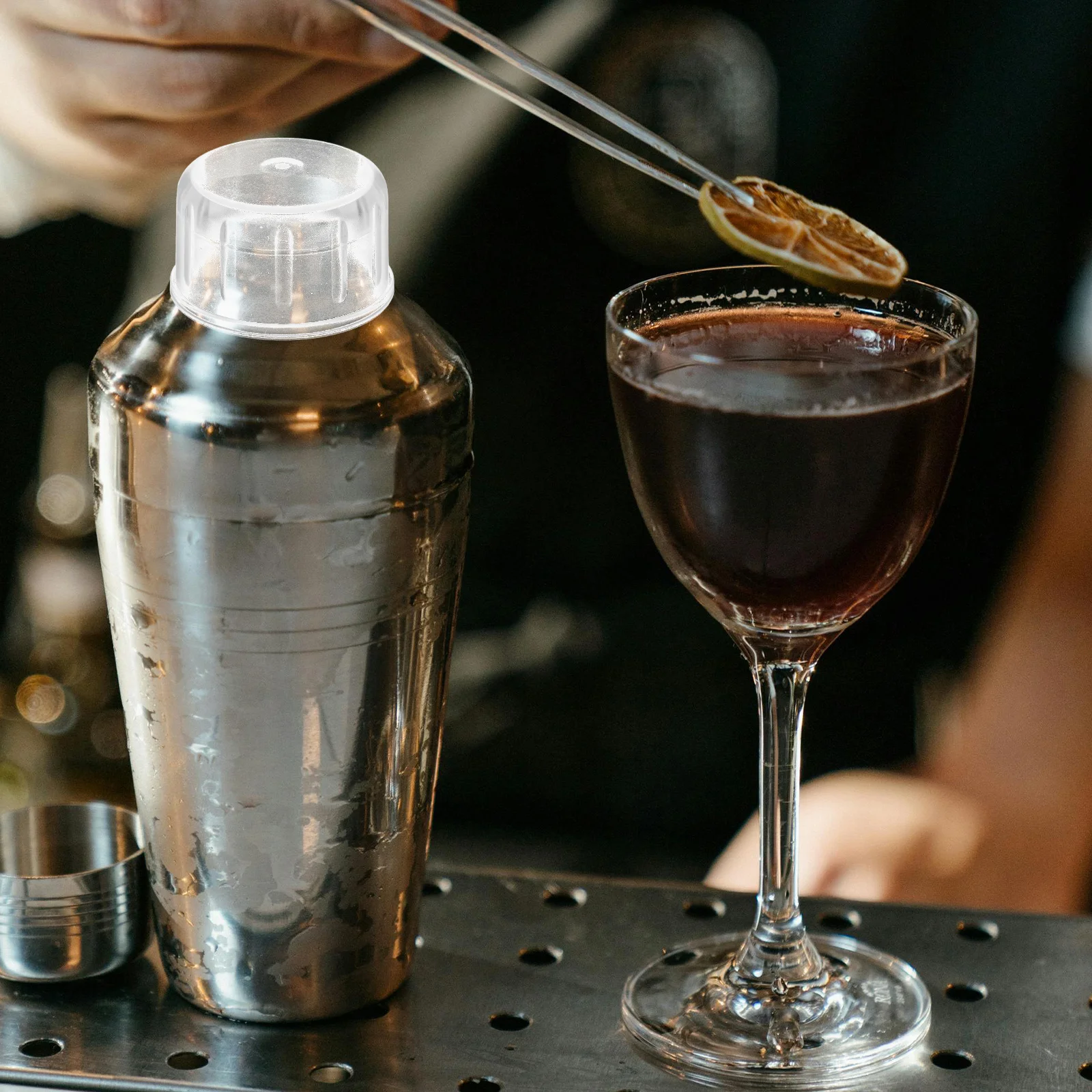 

6Pcs Shaker Cup Lid Replacement Sturdy Construction Easy to Clean Spill Proof Cup Covers Reusable Shaker Lids Tumbler Lids