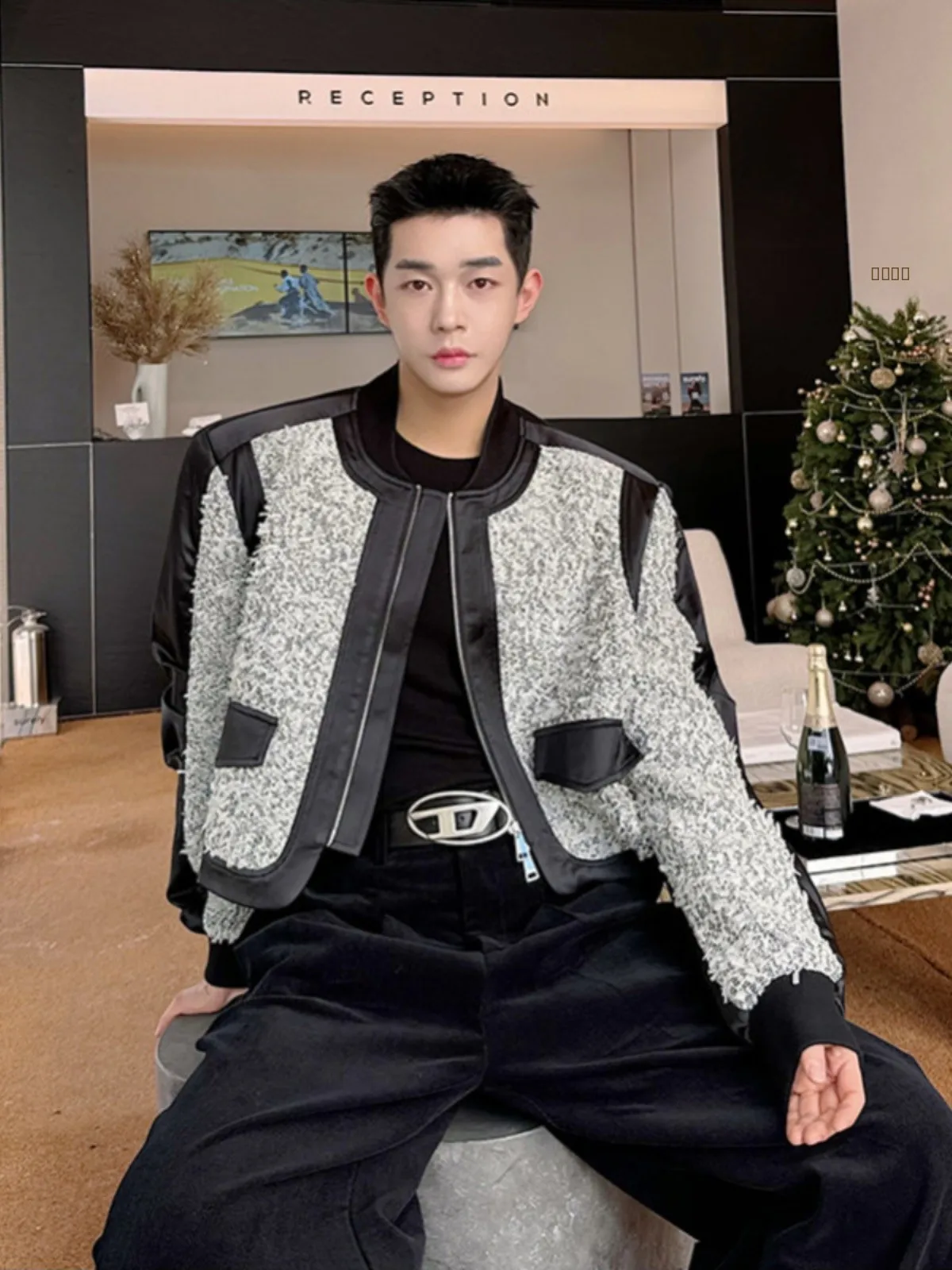 

Luxury Spliced Color Blo Design ort Jaet Men's Fraance Sle Hairdrer Nightclub Bar Trendy Versatile Outerwear