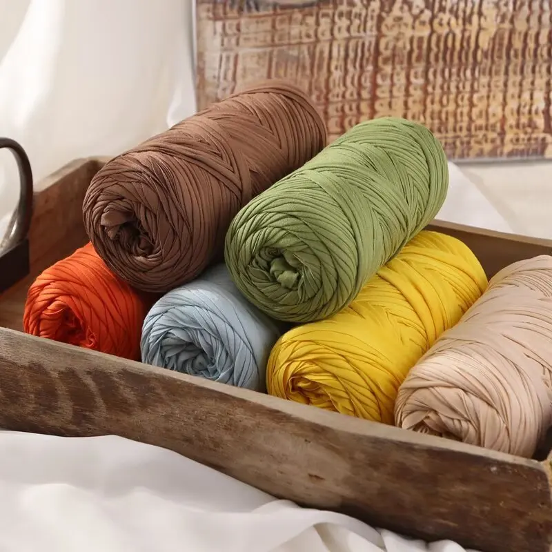 Thumbnail 3 - #33 Yarn Spools Comparison Guide