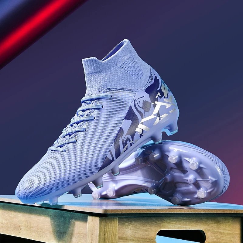 New Men's Soccer Shoes Grass Adult Football Boots FG Ultralight Sport Indoor Cleats Non-Slip Turf Futsal Comfortable Sneakers