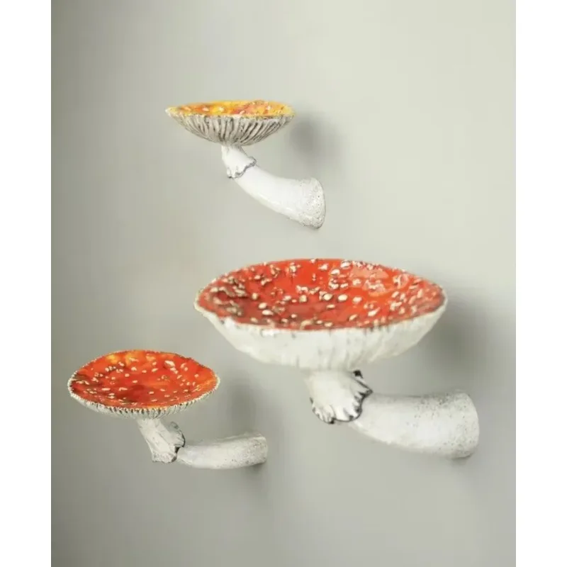 Mushroom Hanging Shelf Resin Wall Floating Shelf Amanita Mushroom Shape Home Decor Ornaments for Wall Hanging Shelves