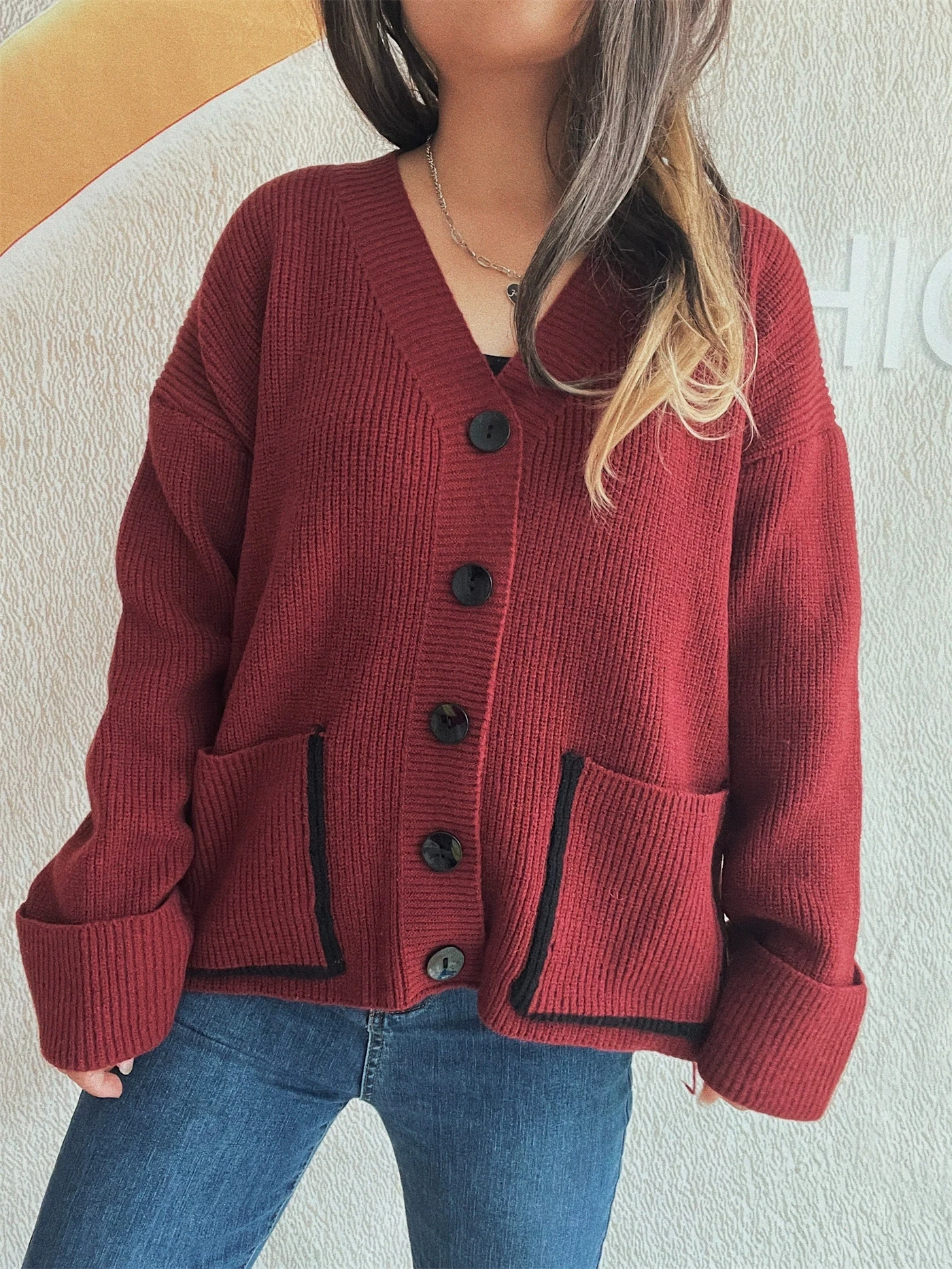 

New casual loose knit sweater V-neck solid color pocket elegant and fashionable street style cardigan jacket