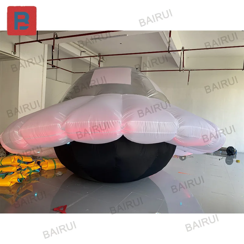 Aufblasbare fliegende Untertassen mit Gebläsern, dekorative Requisiten für Weltraum- und Luft- und Raumfahrt-Themenaktivitäten