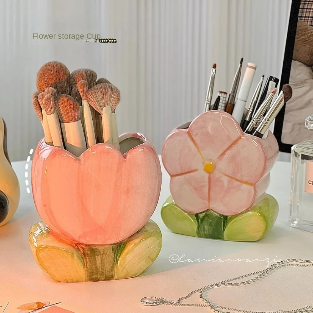 Ceramic Flower Makeup Brush Storage Bucket Pen Container Tulip Flower Cute Flower Table Storage Retro Flower Cute