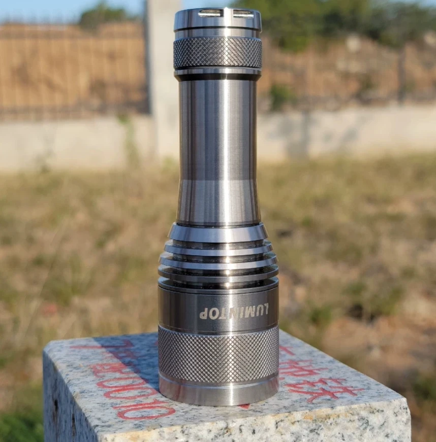 EDC lumintop X9L Titanium Alloy Limited Edition SBT90.2 LED Beads tactical flashlight