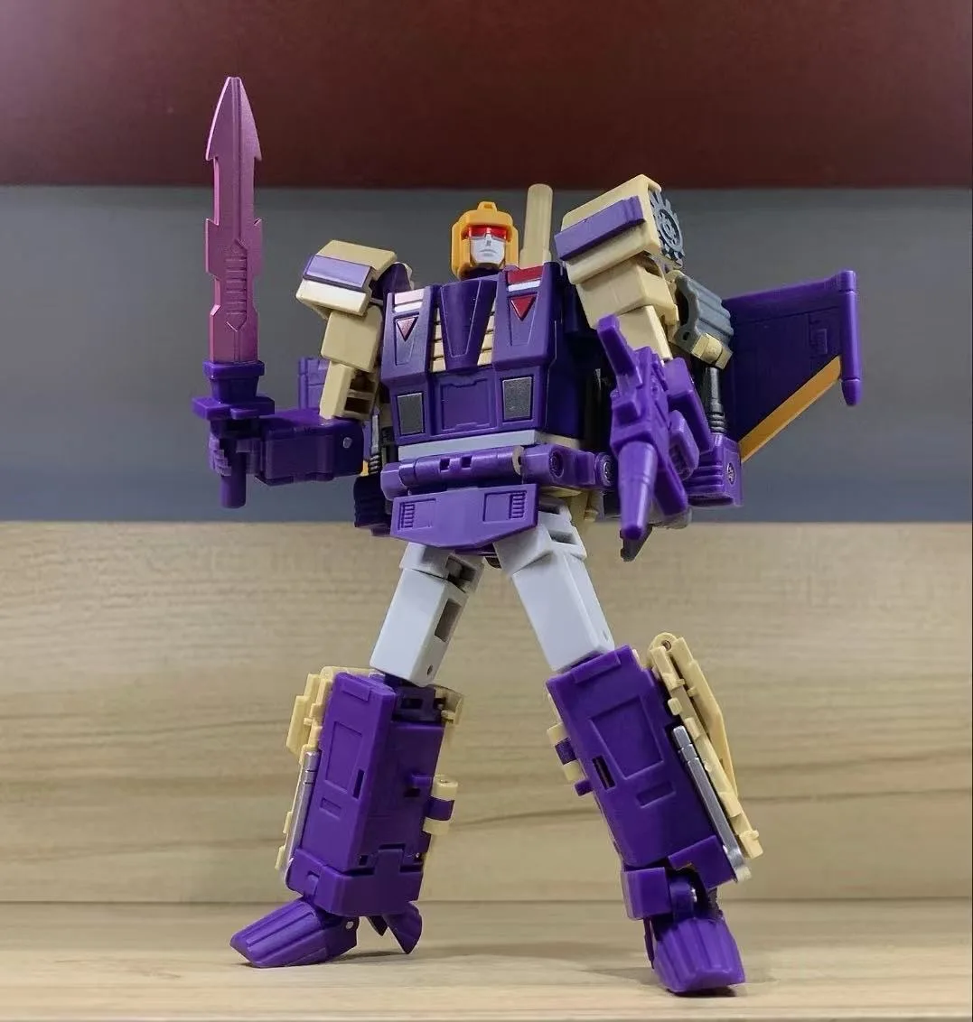 

MFT Mechanic Transformation Toys MS-28 MS28 Blitzwing Tank Aircraft 3 Changers Action Figure Deformable Robot Boy Gift