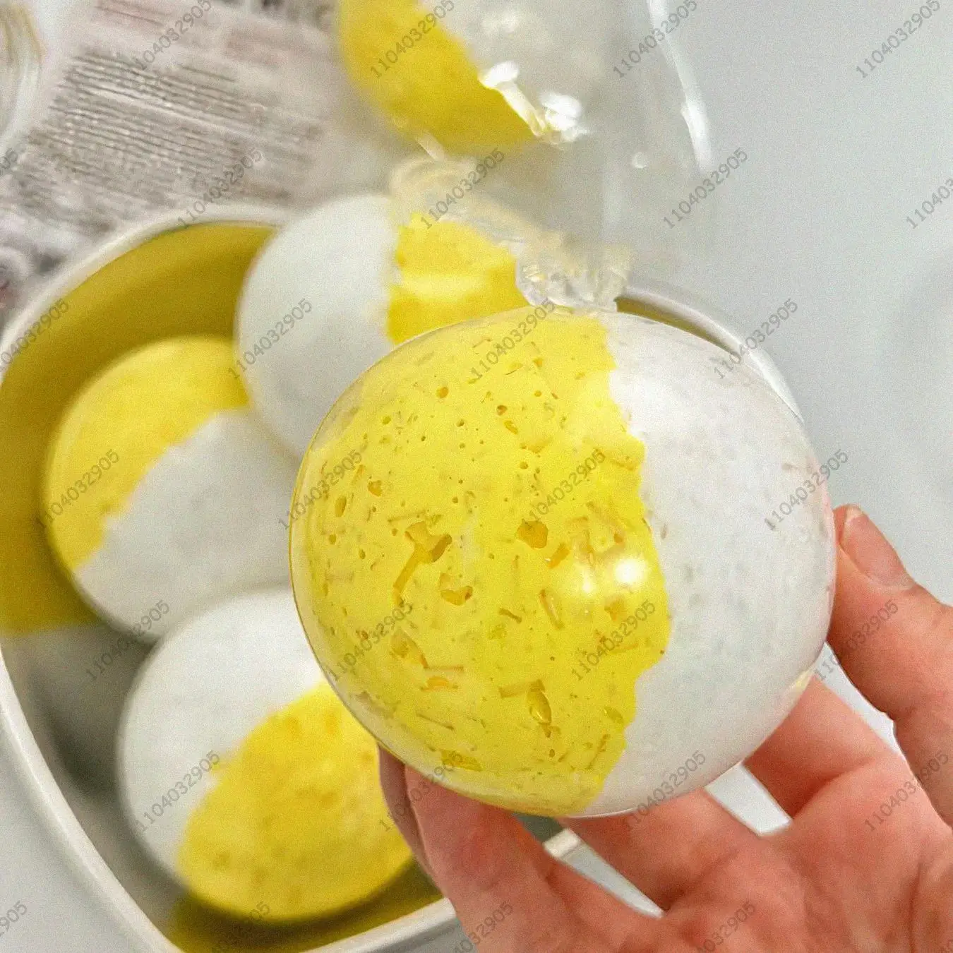 スラッシー感ストレスボール、形を変えることができないスクイーズボール、スムージーのようなアイススライム、ASMRストレス解消フィジェットトイ（大人向け）