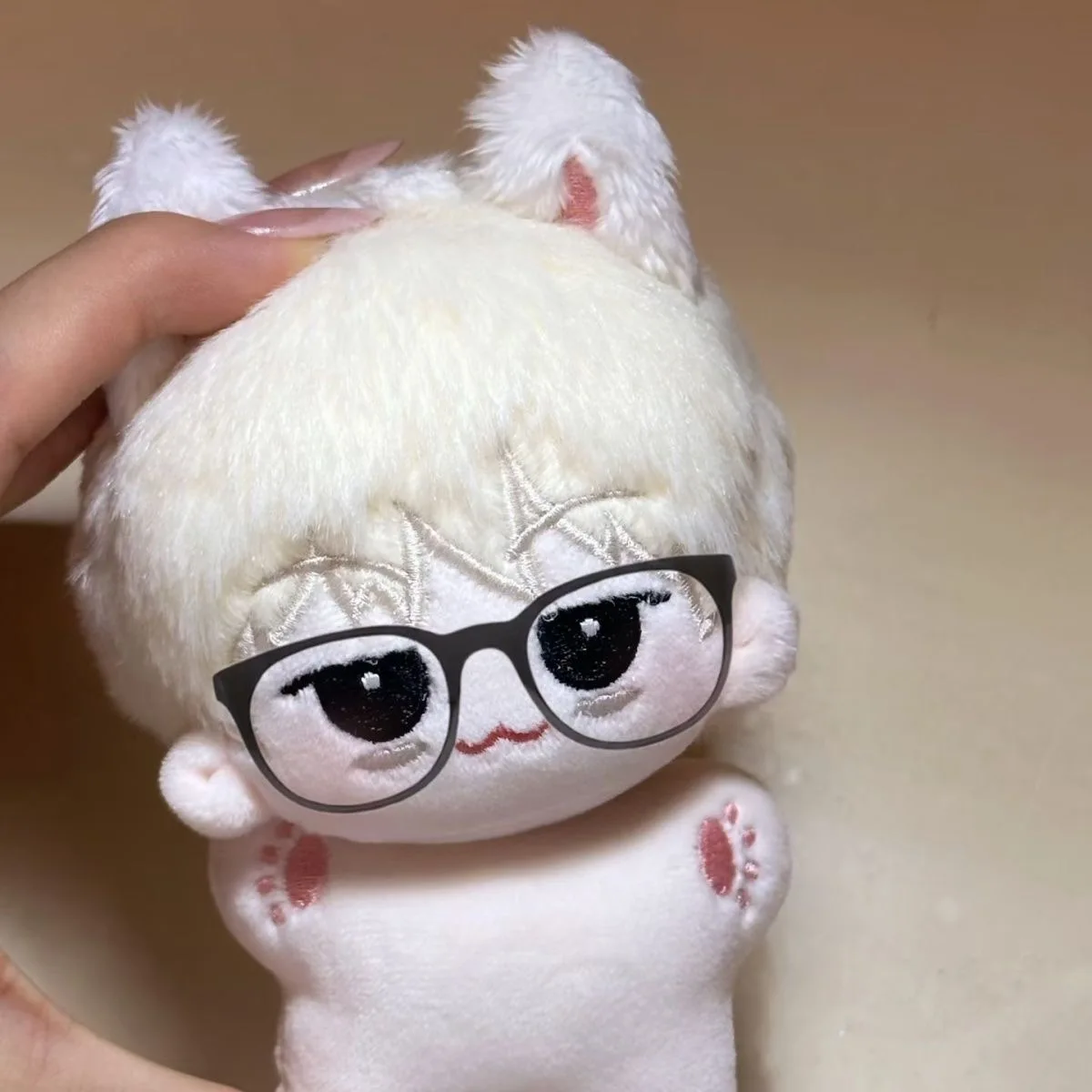 الإصدار الأول: دمية قطنية بطول - مراجعة Top Anime Merchandise وسعره
