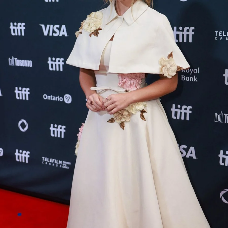 

Классическая юбка с воротником-накидкой и рукавами с цветочным принтом Вечерние платья трапециевидной формы Платье знаменитости на заказ