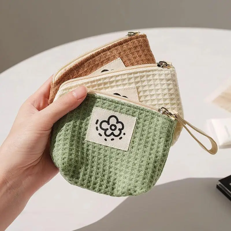 Kleine Matcha-Grüne Kosmetiktasche für Damen, Tragbare Münzbörse, Aufbewahrungstasche für Lippenstift und Kopfhörer, Doppelte Canvas-Tasche mit Kettenriemen