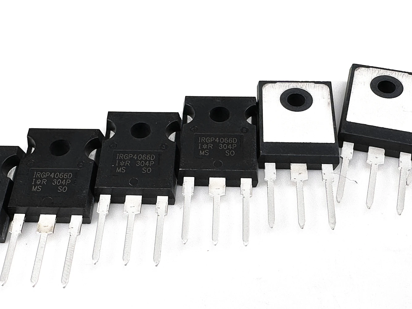 Muslimate TO-247 GP4066D TO247 Transistor IGBT diodo di recupero morbido ultrafabbricato originale 100%