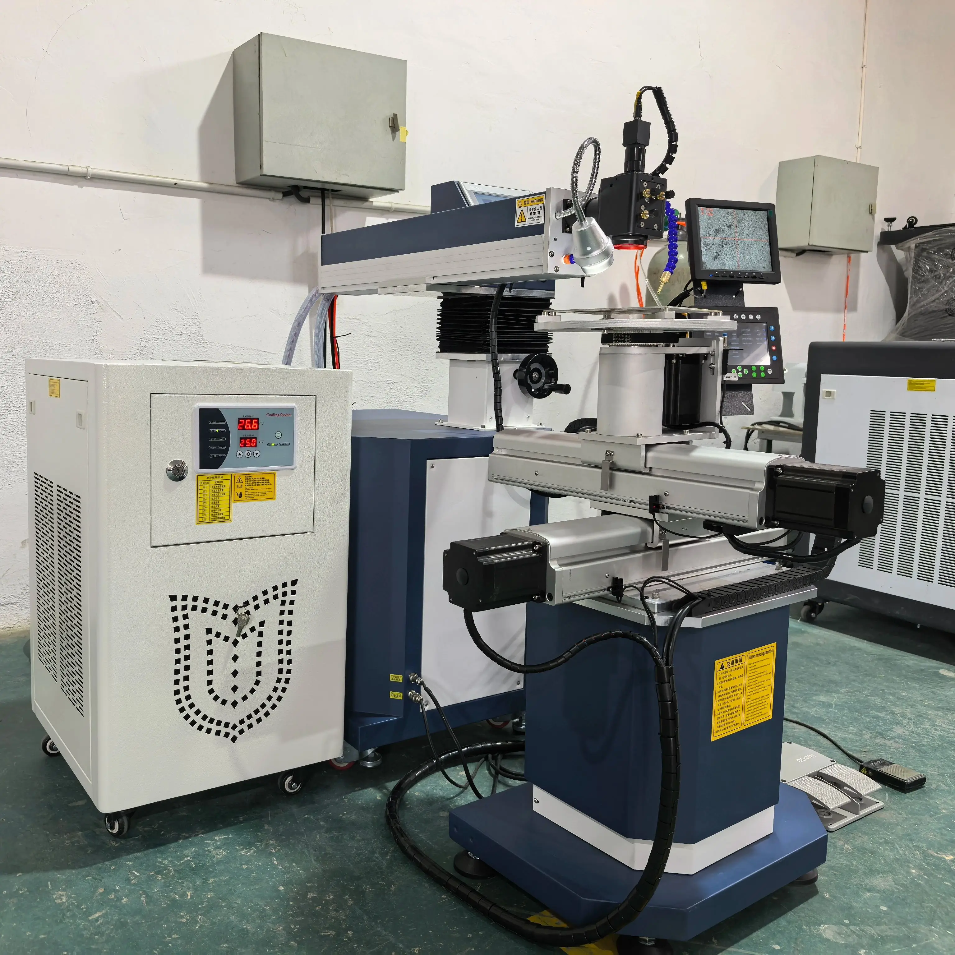 Industrial Grade Laser Welder - 300W Industrial-Grade YAG Laser Welder Cantilever
