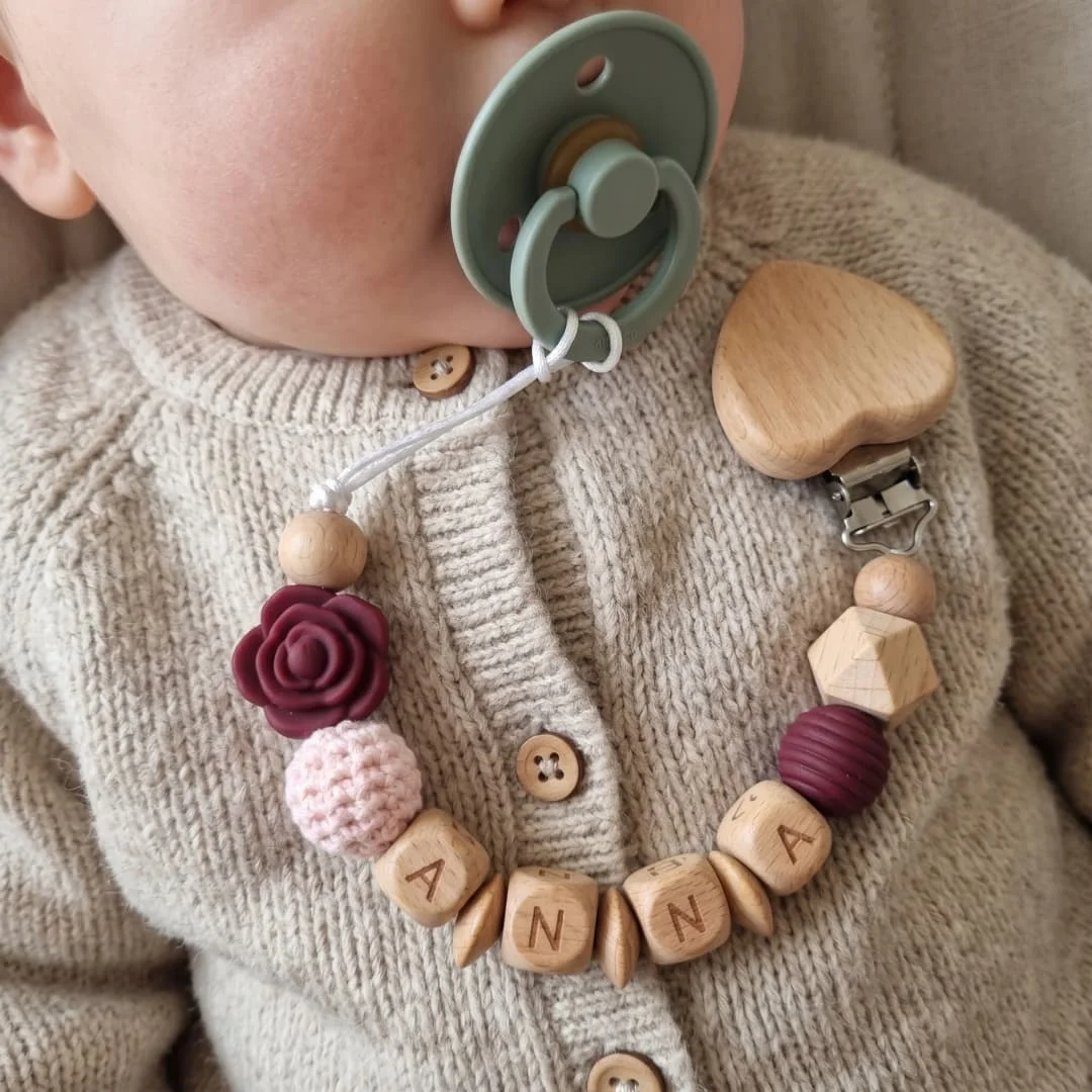 Custom Name Pacifier Clip Wooden Heart Clip Burgundy Flower Silicone Beads Crochet Ball Baby Dummy Chain Soother Holder Gift