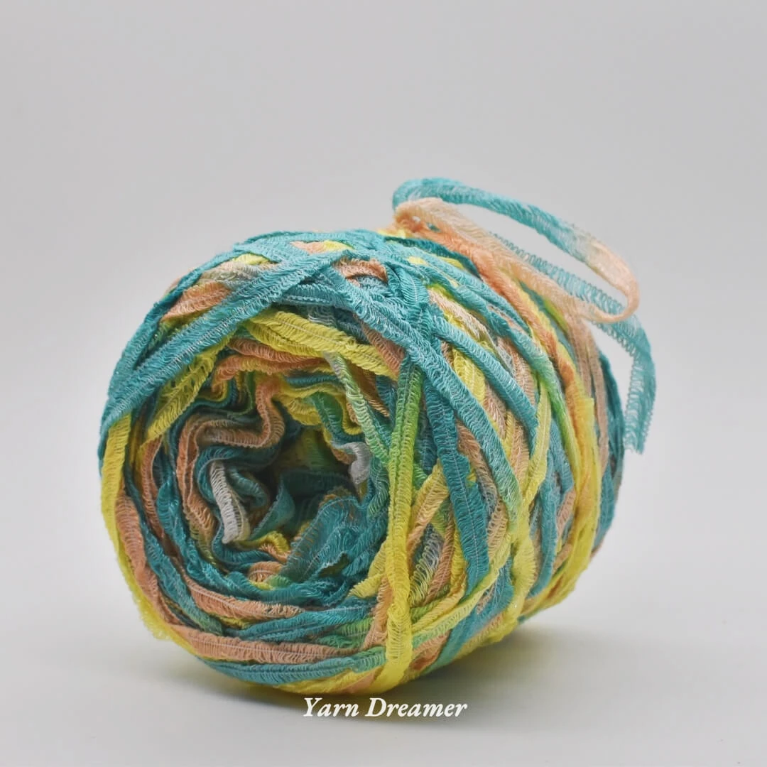 

Soft Fancy Yarn for Crochet Bulk Gradient Yarn 100g Scarf Knitting Yarn Red Yarns for Knitting and Crochet thread Green