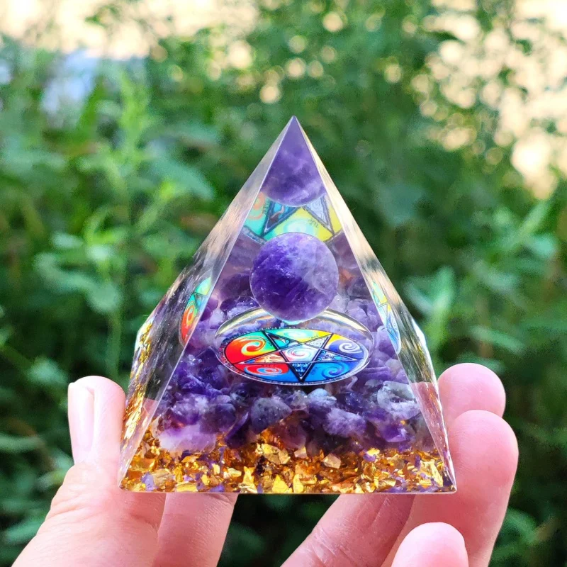 

Ogen Energy Crystal Ball Gravel Pyramid Home Crafts Resin Decorations Desktop Decoration Dream Come True