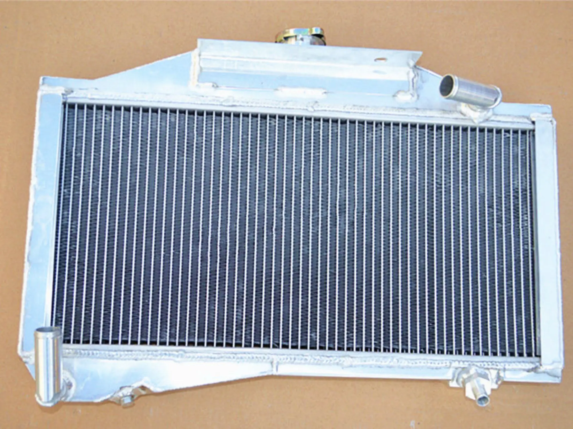 New Aluminum Radiator For 1955-1971 MORRIS MINOR 1000 948/1098 MT 1955 1956 1957 1958 1959 1960 1961 1962 1963 1964 1965 1966