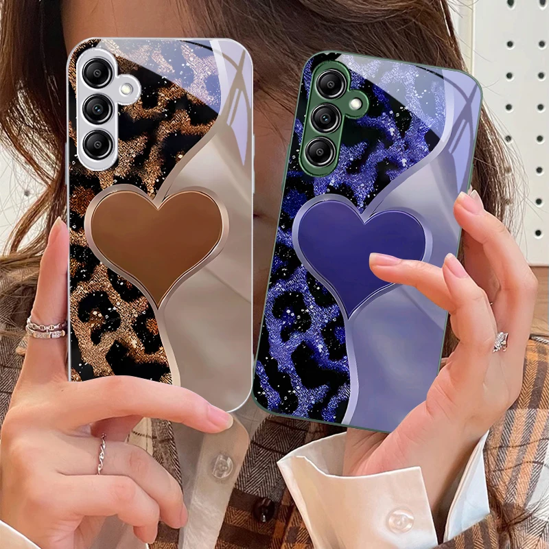 Рисунок 2 - Синий леопардовый принт сердце