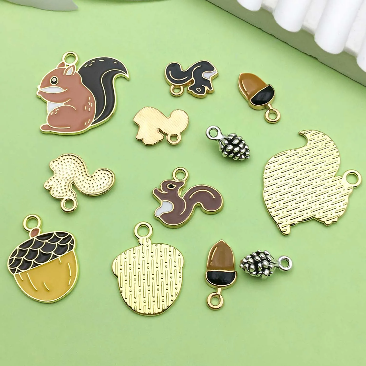 10/12pcs Enamel Squirrel Pine Cone Design Charms Alloy Animal Pendants for DIY Bracelet Necklace Jewelry Making Accessories