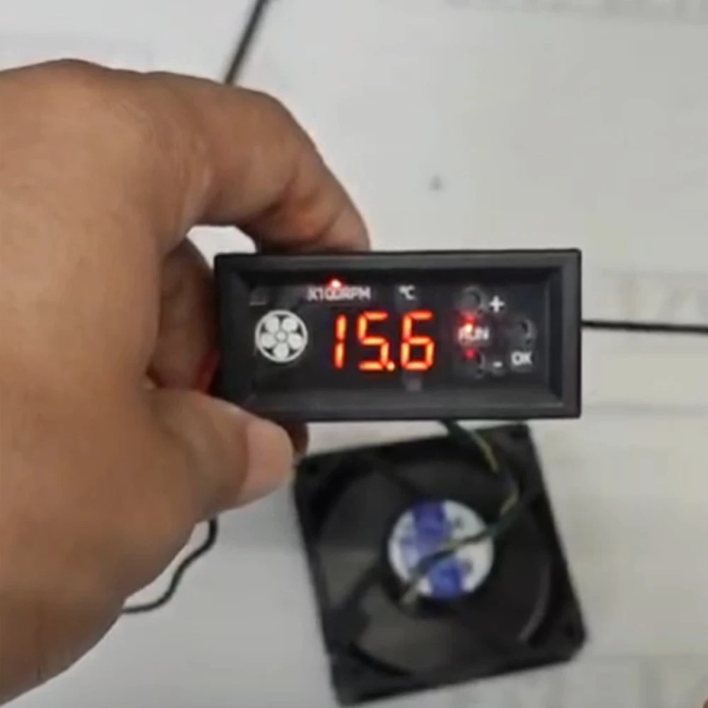 4-Wire PWM Fan Temperature Control Speed Controller 12V 3A Digital Display Temperature Speed Chassis Low Temperature Shutdown
