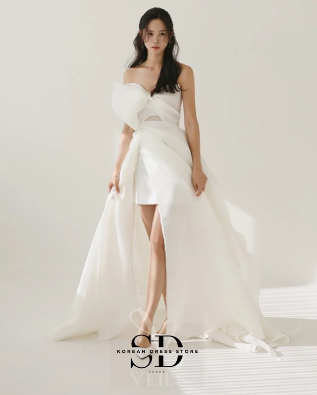 Sondr Корейские свадебные платья Современные без бретелек с бантом Индивидуальное вечернее платье Hi-Lo Шелковые свадебные платья из органзы