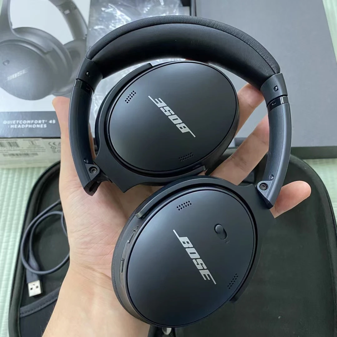 سماعات الرأس اللاسلكية QuietComfort 45 Bluetooth Bose- QC45 مع خاصية إلغاء الضوضاء النشطة فوق الأذن وميكروفون