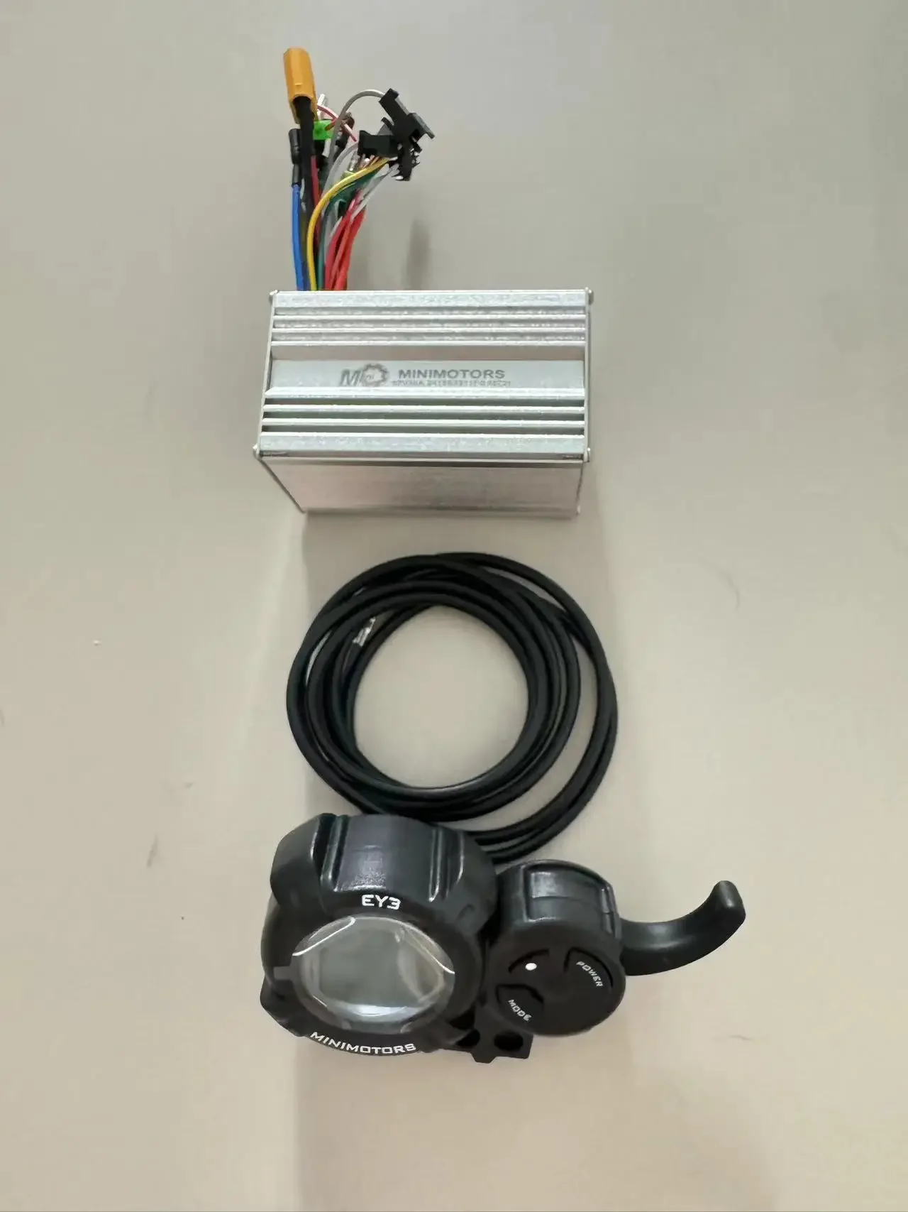 for FUTUCHER GUN  Electric Scooter Spare Parts 52V30AH MINIMOTORS Controller  and Miminmotors EYE display