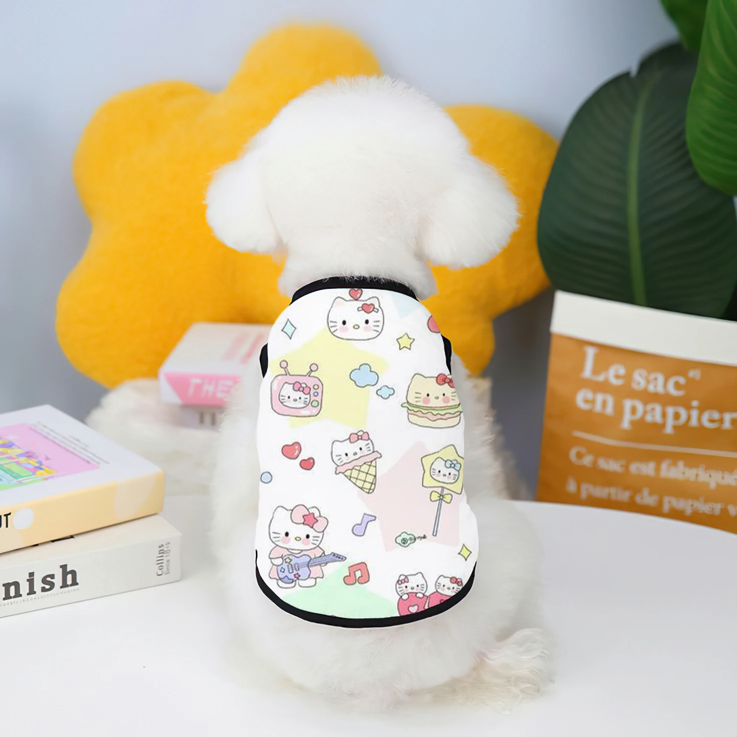 Labrador new pet vest summer cartoon Hello Kitty print cute casual pet clothing orange cat British shorthair cat pet cat pet dog