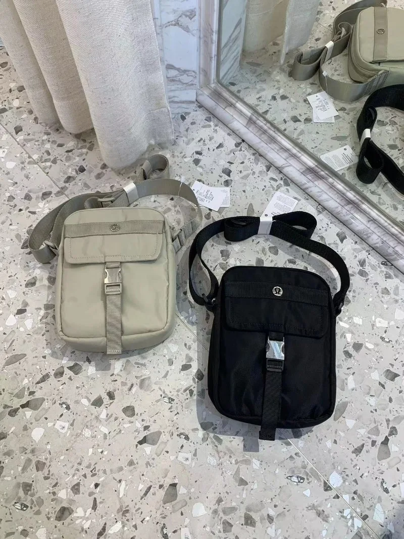 

Classic new women's bag high-quality nylon waterproof crossbody bag for both men and women