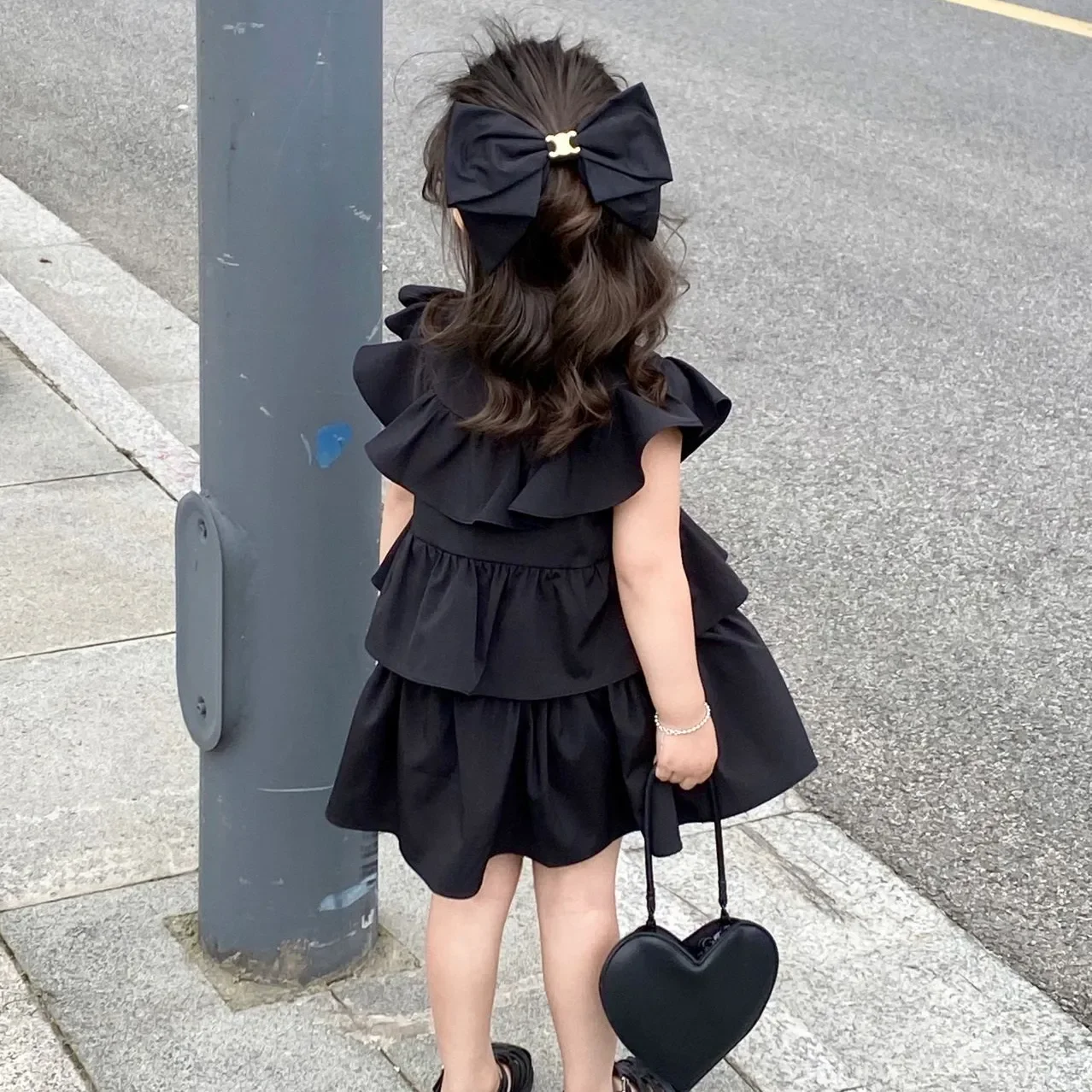 

4386B Girl Dress 2023 Summer New Ruffled Black Skirt Girl's Dress Explosive Dress Simple Fashion Girl Black Dress