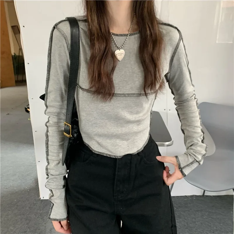 Long Sleeved T-shirt for Women in Early Spring 2024 New Korean Version Irregular Design Spicy Girl's Slimming Effect, Paired