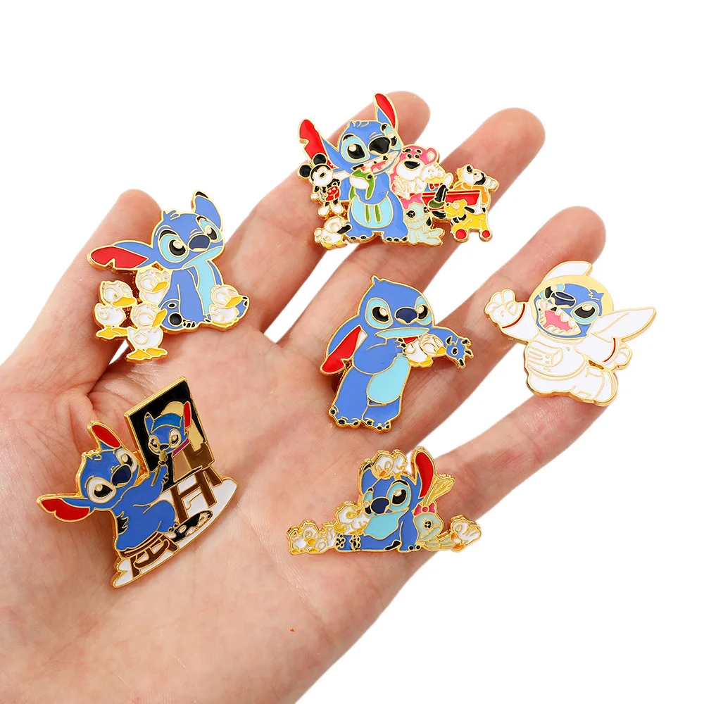 

Disney Stitch Brooches Cartoon Creative Baby Metal Brooch Decorated with Cute Drop Oil Alloy Pin Accessories Fashion Jewelry