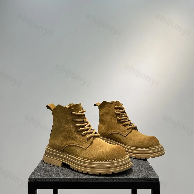 

2025 Autumn Men Outdoor Ankle Boots Comfortable Non Slip Casual Shoes Short Boots Fashion High Top Sports Shoes Botas Hombre