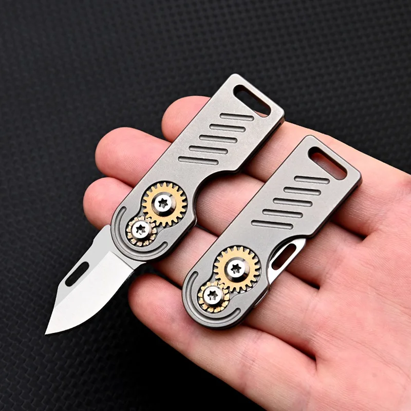 Titanium Alloy Handle Gear Folding Knife Mini Keychain Pocket Knife Chic Multitool Gift for Men EDC Survival Outdoor Hand Tools