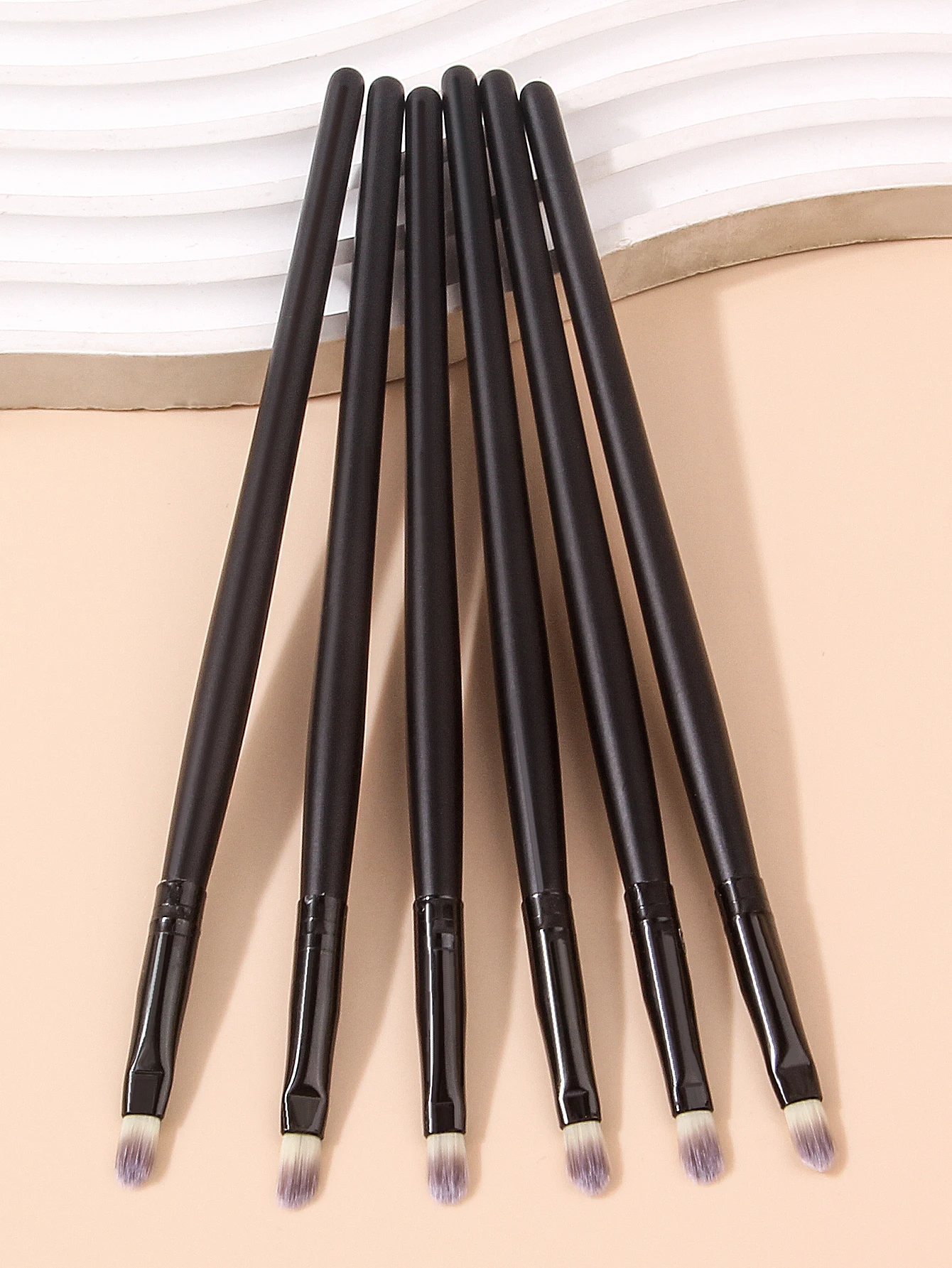 6Pcs Eye Makeup Brush Set Eyeshadow brush Highlight brush Eye makeup Blending Brush Detail brush multi-functional makeup tool