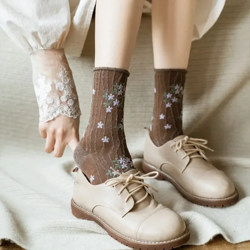 

Korean Fashion News 2024 Floral Print Women's Socks Harajuku Vintage Streetwear Crew Socks Japanese Kawaii Cute Cotton Long Sock