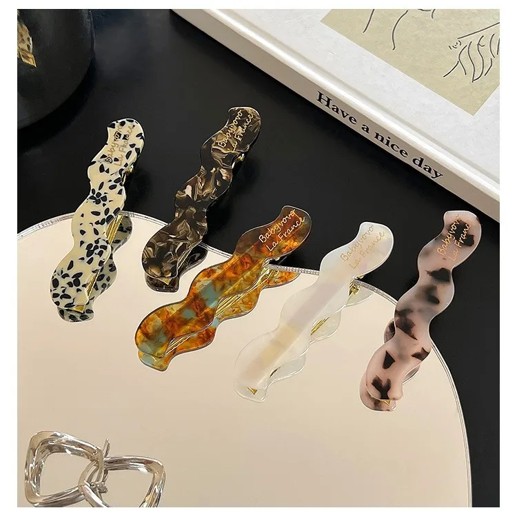 Acetate Wavy Duckbill Bangs Clip for Women Unique Wave Edge Non Slip Lightweight Daily Korean Style Premium Cute