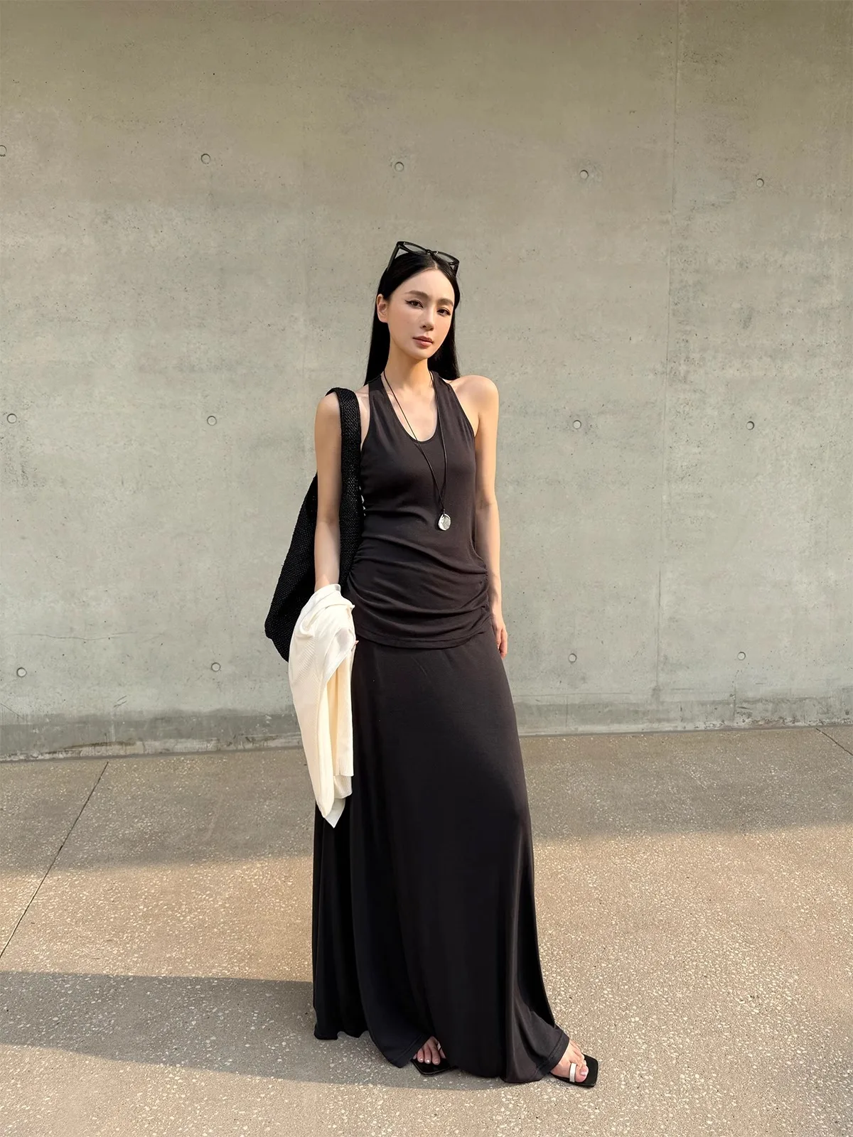 

Летний комплект из шелка и шерсти Zhou Miao: модный женский ансамбль с юбкой и легкими брюками, удобный повседневный наряд