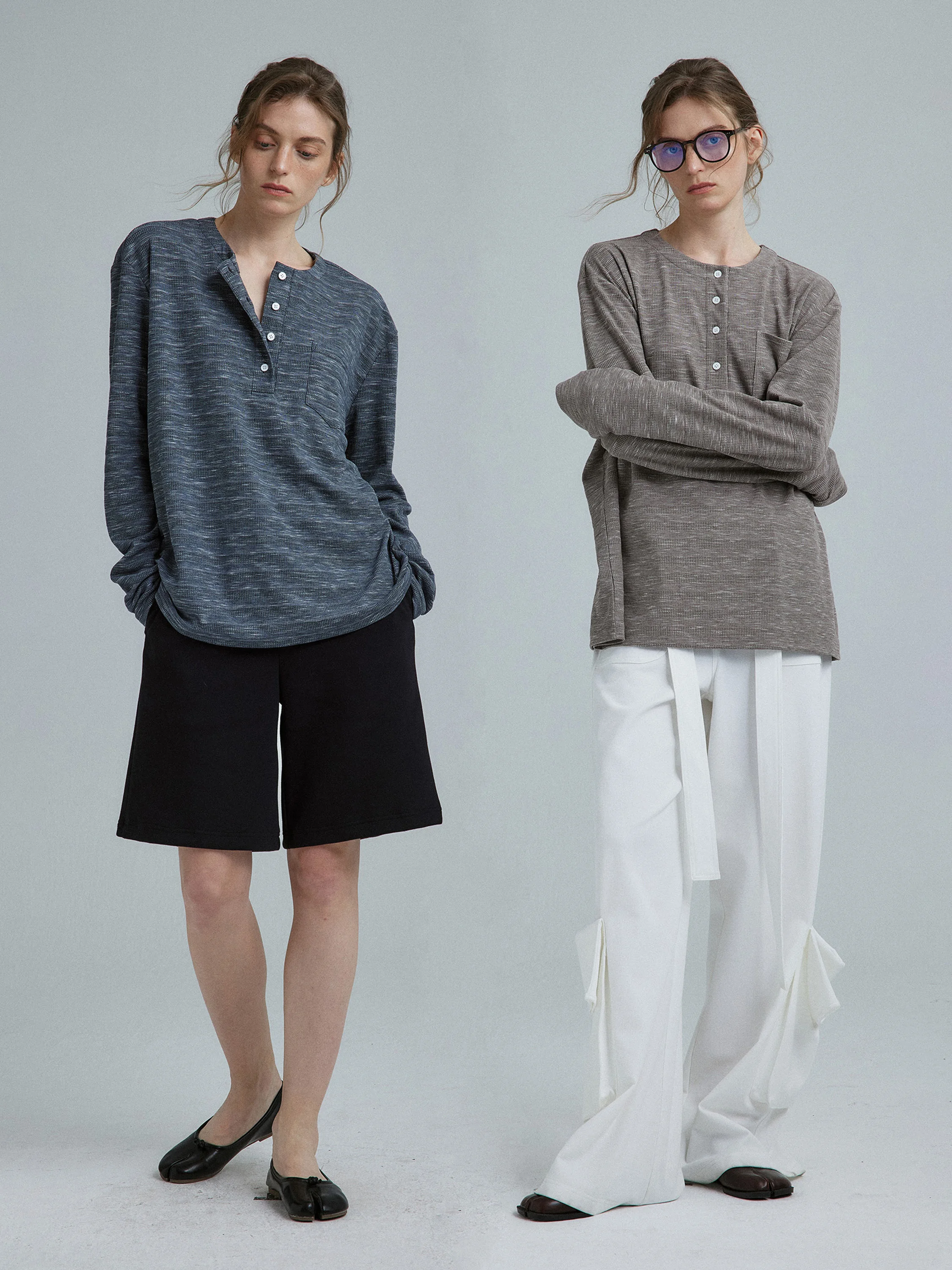 

Винтажная футболка свободного кроя 777, длинная футболка све, цвет adient, воротник Генри, нейтральный, для поездок на работу, весенняя коллекция Faion