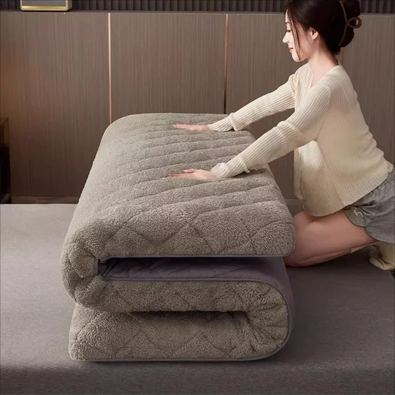 Bedroom Furniture 120x200 150x200 180x200 200x220 cm thermal milk fleece sponge mattress 10cm thick mattresses Topper mattress